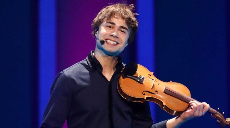 "Жизнь чуть не разрушилась": Рыбак впервые признался в зависимости - «Культура»