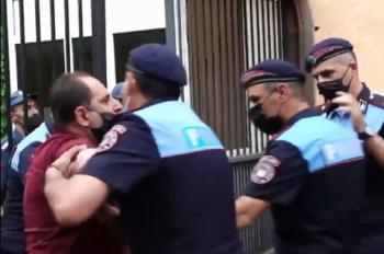По состоянию на 12:00: 136 человек подвергнуты приводу в отделения полиции - «Общество»