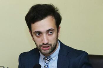 Почему Пашиняну нужны политические дурачества - «Общество»