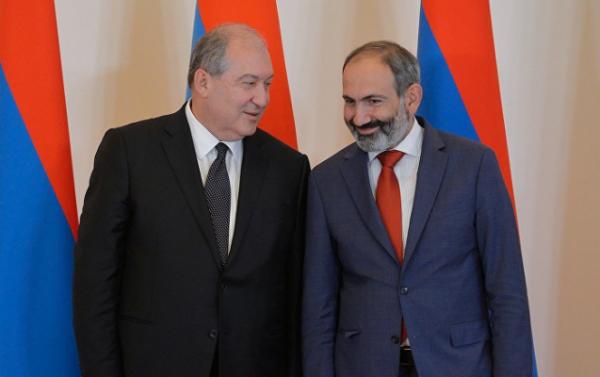 Президента в отставку за содействие конституционному перевороту и диктатуре! - «Общество»