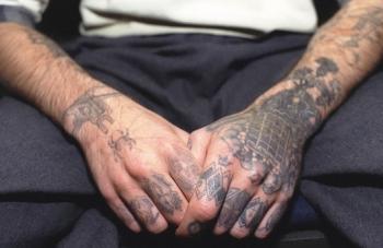 Страна строится по тюремным понятиям - «Общество»