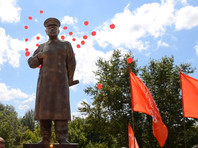 В Нижегородской области к параду Победы открыли памятник Сталину и хотят построить "Сталин-центр" (ФОТО, ВИДЕО) - «Россия»