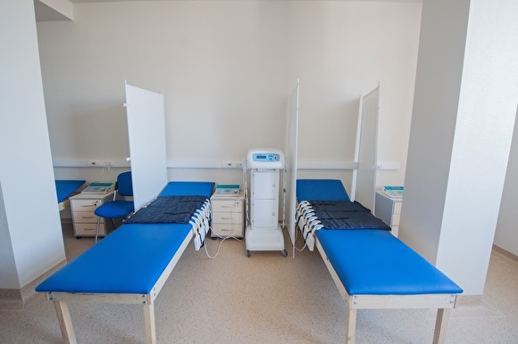 В Санкт-Петербурге власти заявили о нехватке коек для больных COVID-19 - «Новости дня»