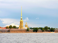 Власти Петербурга объяснили более мягкий режим ограничений из-за коронавируса "образованным составом населения" - «Россия»