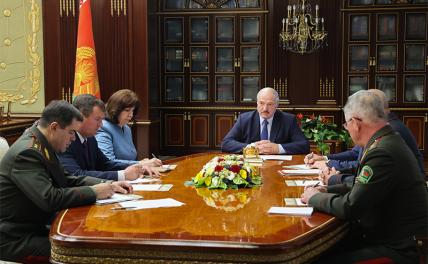 Через 10 дней у Лукашенко выборы: Зачем Белоруссии российские пленные? - «Последние новости»