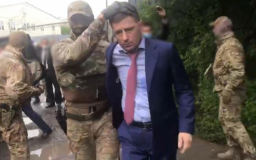 Директора Приморского океанариума задержали по подозрению в коррупции :: Общество :: РБК - «Коррупция»