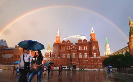 Любовь и не голуби: Радугу приравняют к свастике, а синеве запретят расплескиваться - «Последние новости»