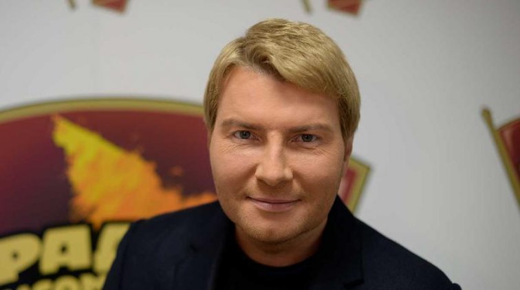 Баскова застали за поцелуем с мамой известной блогерши - «Культура»