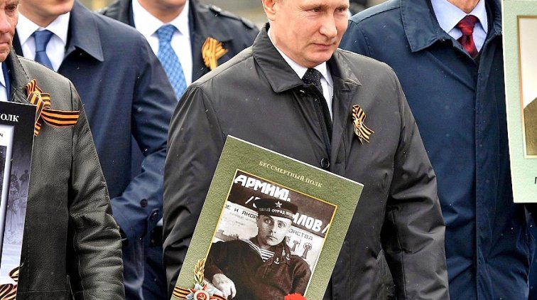 Бессмертный полк может быть перенесен на осень - «Новости дня»