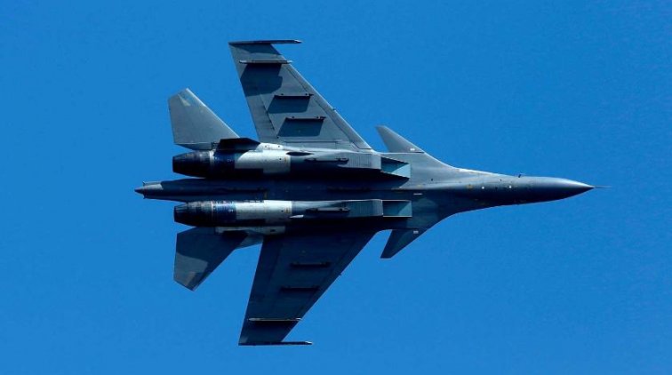 F-18 против Су-30: американский летчик рассказал о воздушной схватке с "русским" - «Армия»