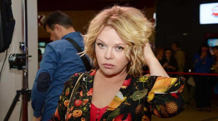 "Корона это или просто нос ?": Валюшкина заподозрила у себя COVID-19 - «Культура»