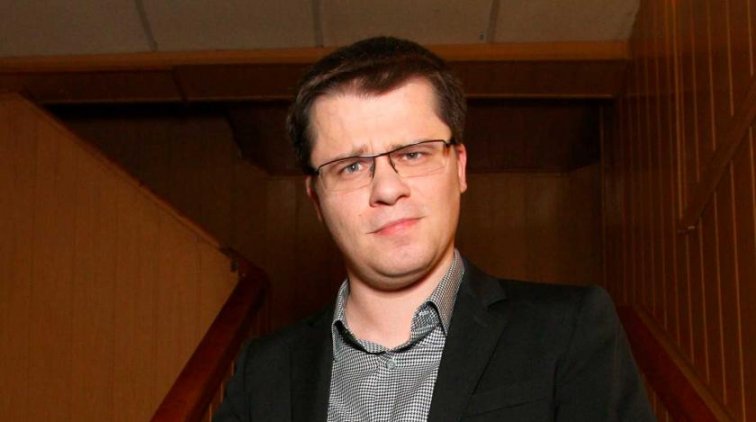 Одни блондинки: Харламов пошел в разгул после разрыва с Асмус - «Культура»