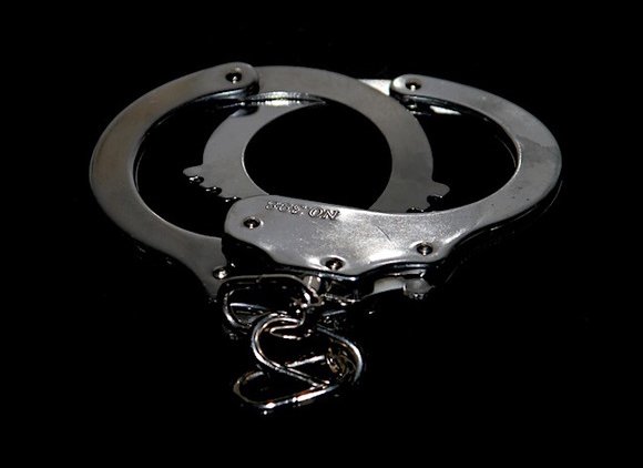 Одновременность арестов и обысков создает кумулятивный эффект - «Новости дня»