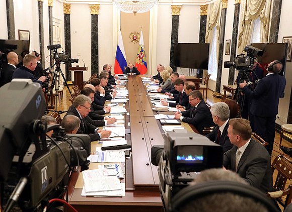 Почему в правительстве Путина до сих пор находят каких-то «либералов»? - «Новости дня»