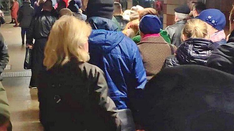 Половина россиян недовольны своей жизнью - «Новости дня»