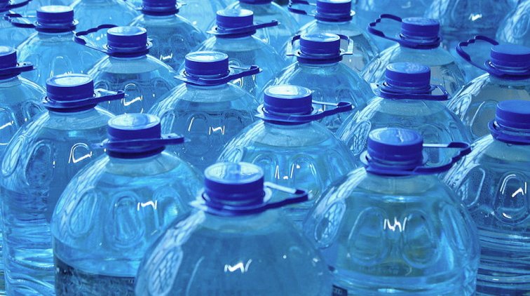 Склады с минеральной водой горят под Пятигорском - «Новости дня»