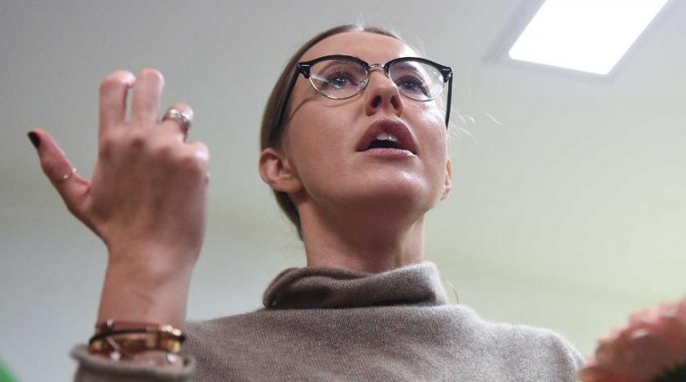 Священнослужителя лишили сана после скандала с Собчак - «Культура»