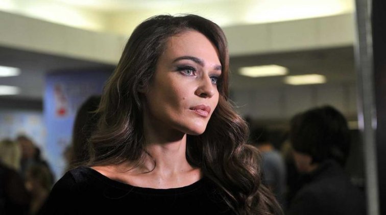 У Водонаевой в день рождения "расплылось" лицо - «Культура»