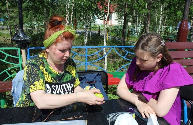 В Сургутском районе создали сотни рабочих мест для подростков на удаленке - «Власть и Общество»