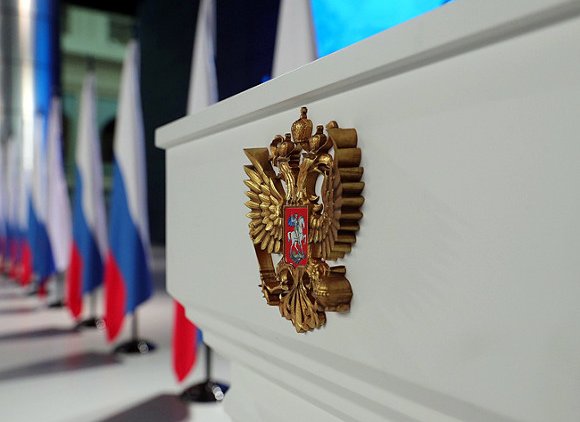 Власть теряет контакт с реальностью, верит в собственную ложь - «Новости дня»