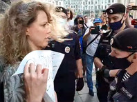 На пикетах в поддержку Сафронова задержали Марию Баронову, Ксению Собчак и руководителя Baza Никиту Могутина - «Россия»