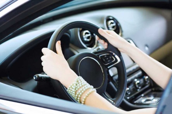 Они не ожидали, что за рулём окажется пьяная учительница - «Новости дня»