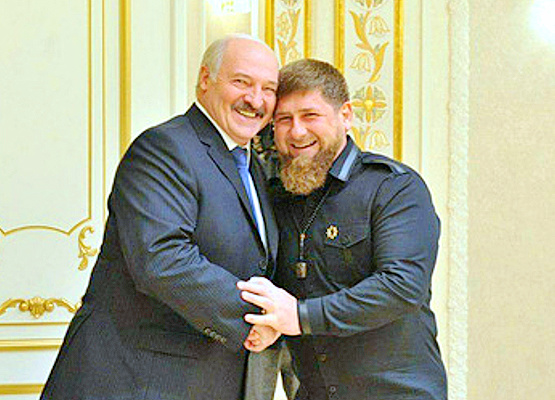 Кадыров показал фото в обнимку с Лукашенко и поздравил его - «Новости дня»
