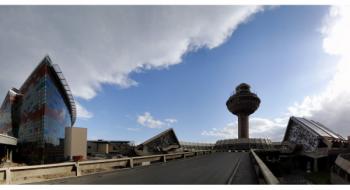 Маскарад продолжается - «Общество»