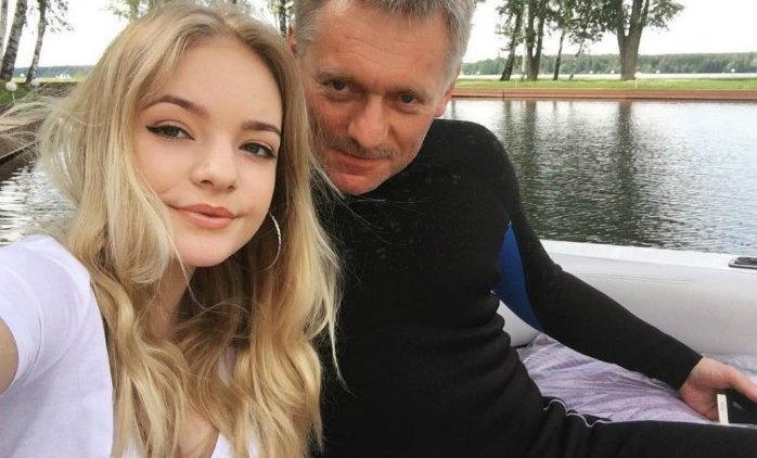 Елизавета Пескова рассказала, что родители нередко стеснялись ее внешнего вида - «Новости дня»