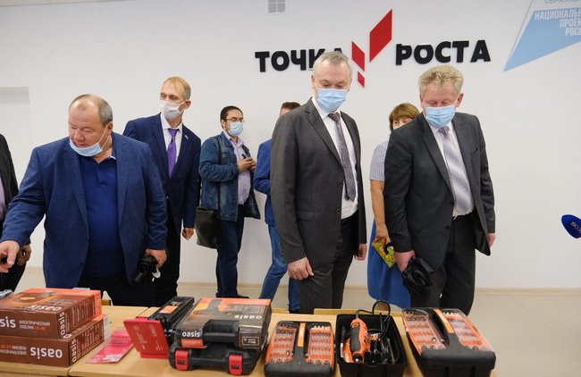 Губернатор Новосибирской области пообещал обеспечить «Точки роста» необходимым оборудованием - «Власть и Общество»