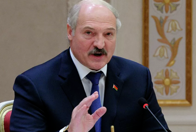 Лукашенко назвал соперницу на выборах «несчастной девчонкой» - «Новости дня»