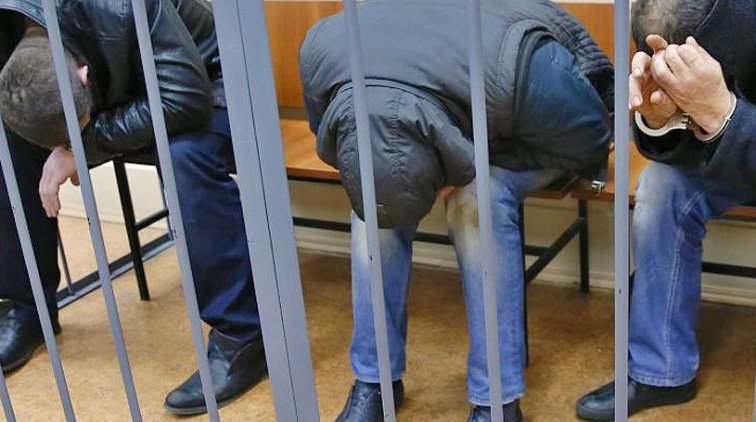 В Петербурге задержали за вымогательство пять полицейских - «Новости дня»