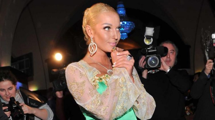 Волочкова устроила скандал в суде и отказалась платить штраф - «Культура»