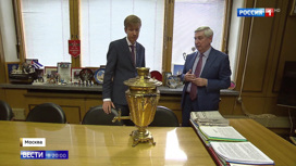 Вести в 20:00 Первому вице-спикеру Госдумы, профессору Ивану Мельникову исполнилось 70 - «Телеканал «Россия»