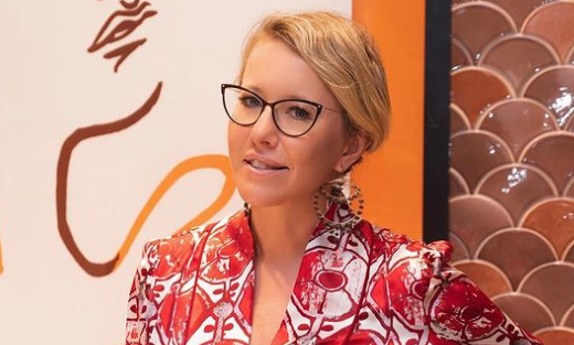 Ксению Собчак заметили на спектакле Богомолова на фоне слухов о разводе с ним