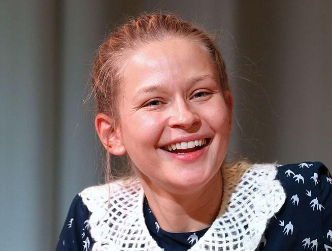 Юлия Пересильд рассказала о сложностях во время плача в космосе