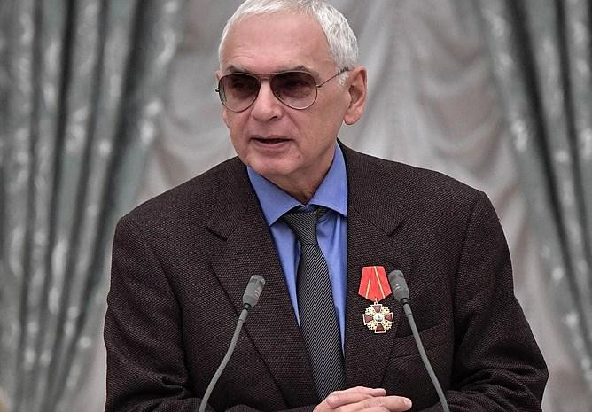Карен Шахназаров доверяет Владимиру Соловьеву в освещении событий на Украине