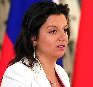 Маргарита Симоньян назвала Дюжева, Лепса и Долину "звездами здорового человека"