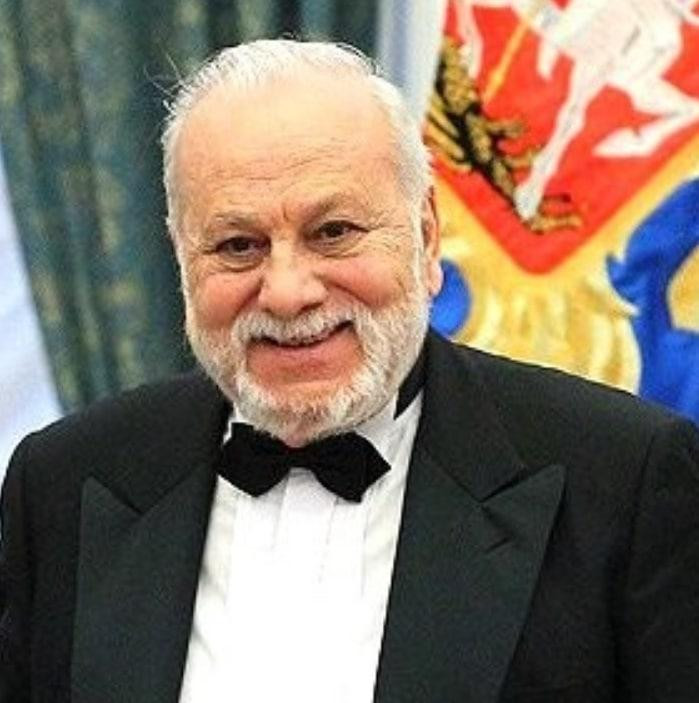 Бедрос Киркоров обязан подъемом популярности своему звездному сыну