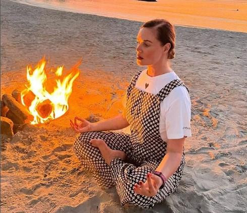 Екатерина Андреева поездкой в Антарктиду указала россиянам на их место