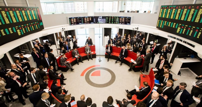 Лондонская биржа LME продолжит торговать металлом «Норникеля»
