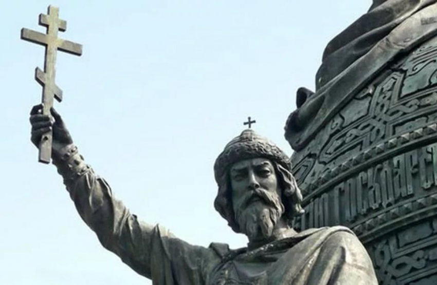 День Крещения Руси 28 июля 2022 года: колокольный звон-благовест и крестный ход