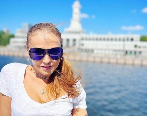 Татьяна Навка идет на крайние меры ради продажи билетов на свои ледовые шоу
