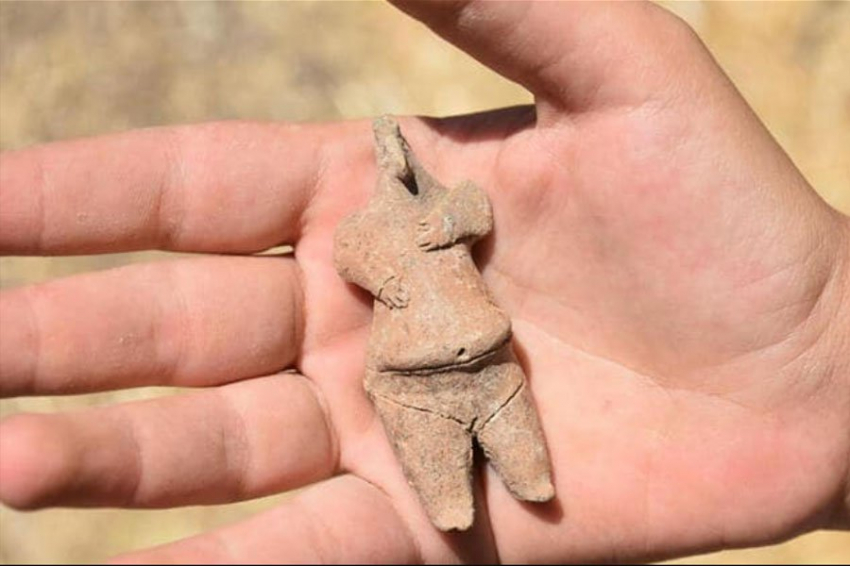 Женская фигурка возрастом 7800 лет была найдена в Улуджак Хёюк, в районе Измира.
