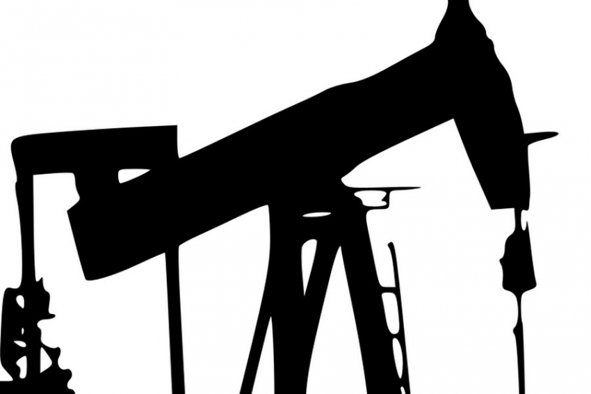 Мировая добыча нефти достигла максимального уровня с начала пандемии