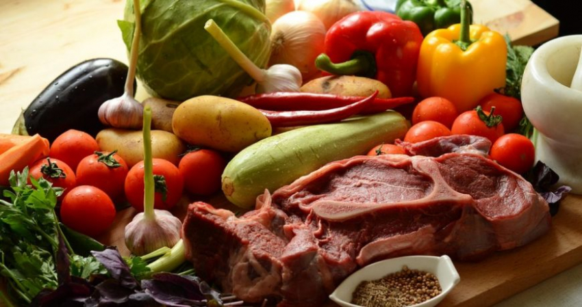 Каких продуктов не будет на полках магазинов в РФ осенью 2022 года