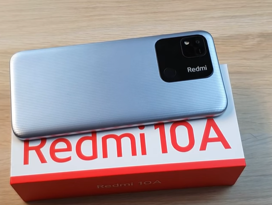 В России первые покупатели смартфона Redmi 10A от Xiaomi получат скидку