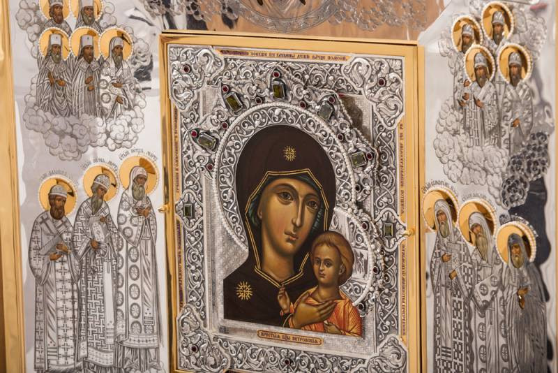 О чем просят православные верующие на праздник Петровской иконы Божией Матери 6 сентября 2022 года