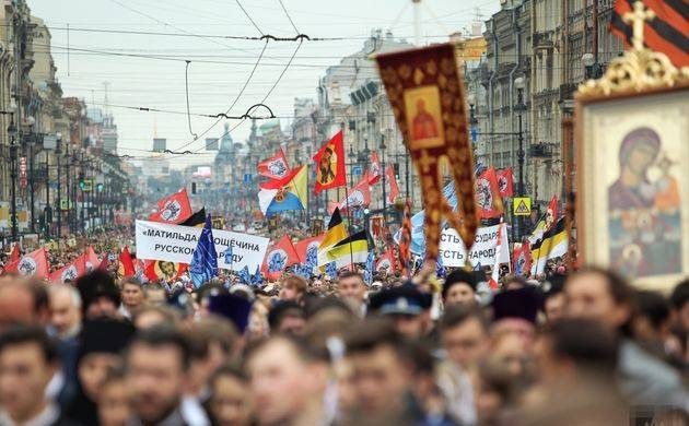 Крестный ход на Невском проспекте в СПБ 12 сентября 2022 года — подробности
