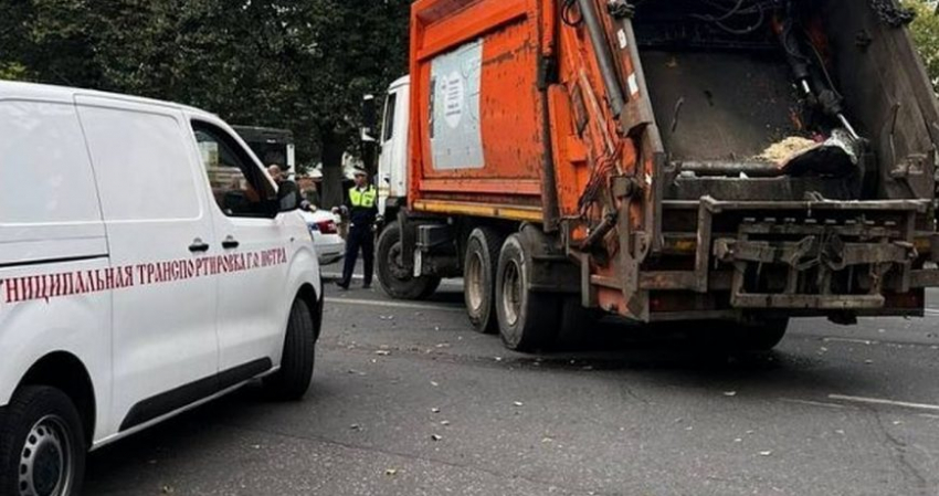 Водитель мусоровоза задавил двух детей в подмосковной Истре